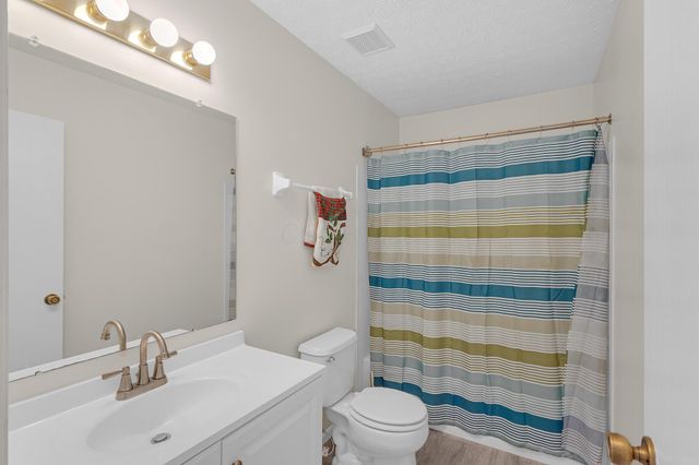 1599 Covina Drive, Columbus, OH 43228