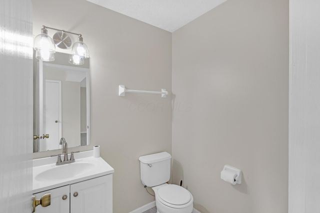 1599 Covina Drive, Columbus, OH 43228