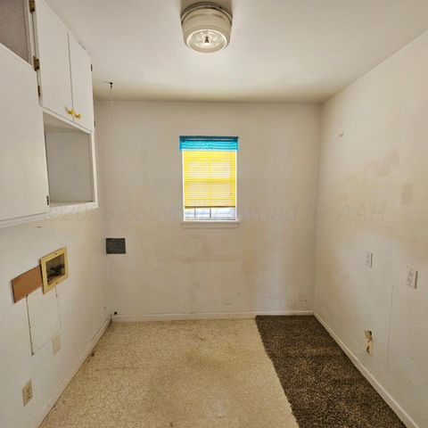 116 BAILEY Avenue, Dumas, TX 79029