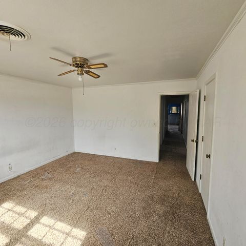 116 BAILEY Avenue, Dumas, TX 79029