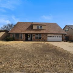 116 BAILEY Avenue, Dumas, TX 79029