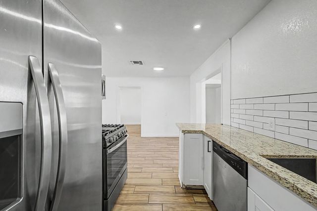 3519 W Orchid Lane, Phoenix, AZ 85051