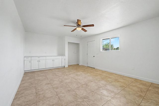 3519 W Orchid Lane, Phoenix, AZ 85051