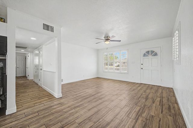 3519 W Orchid Lane, Phoenix, AZ 85051