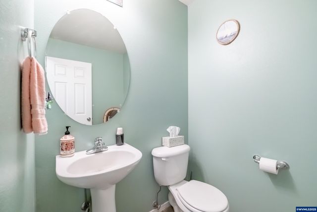 4145 Winners Circle Av SE, Albany, OR 97322