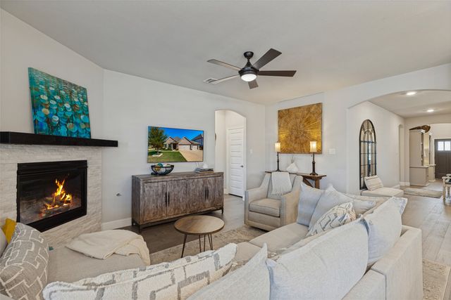 3216 Mountwell Drive, Mckinney, TX 75071