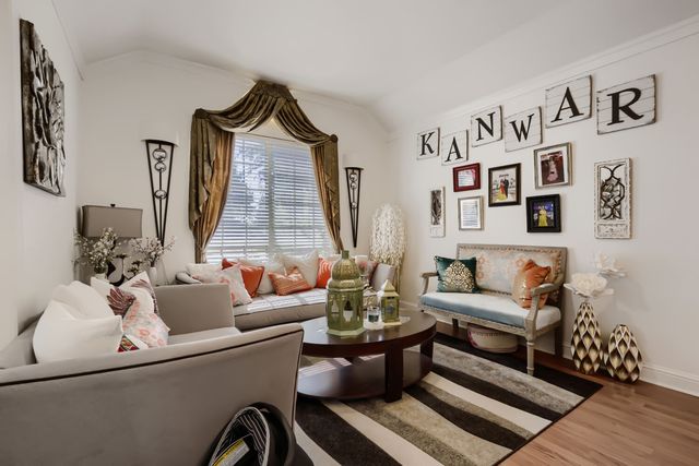 5717 Greenway Drive, Rowlett, TX 75089