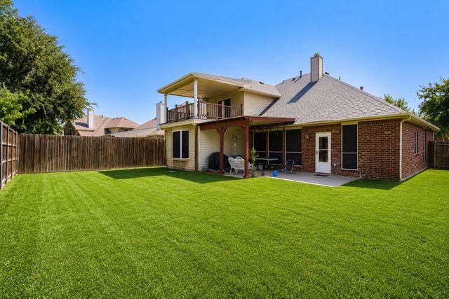5717 Greenway Drive, Rowlett, TX 75089