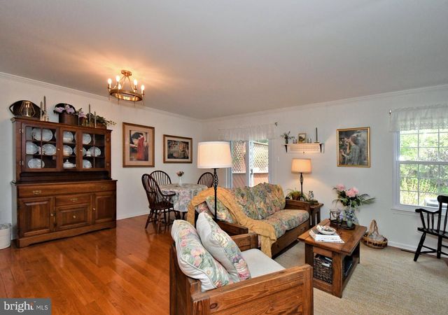 201 ESSEX CT, Lansdale, PA 19446