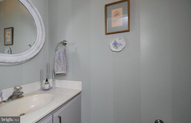 201 ESSEX CT, Lansdale, PA 19446