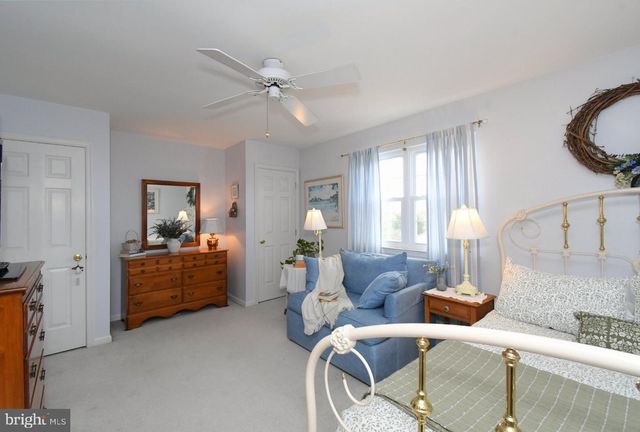 201 ESSEX CT, Lansdale, PA 19446