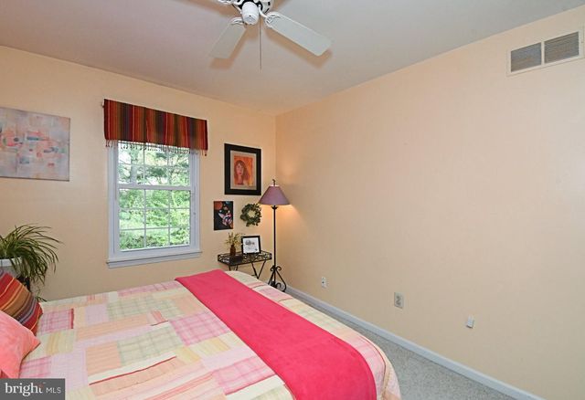 201 ESSEX CT, Lansdale, PA 19446