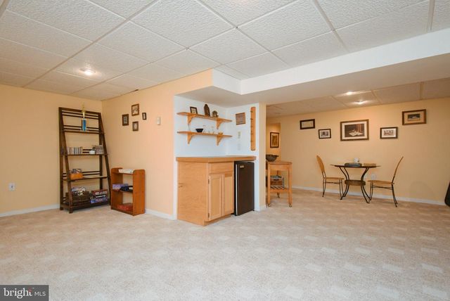 201 ESSEX CT, Lansdale, PA 19446