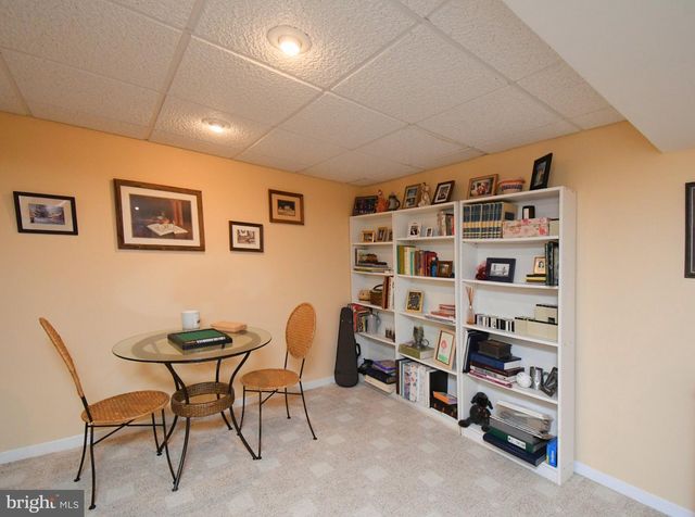 201 ESSEX CT, Lansdale, PA 19446