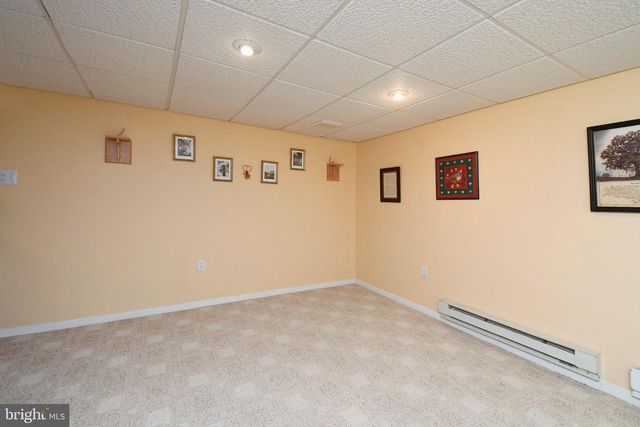 201 ESSEX CT, Lansdale, PA 19446