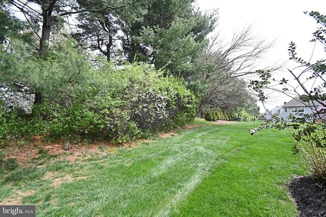 201 ESSEX CT, Lansdale, PA 19446