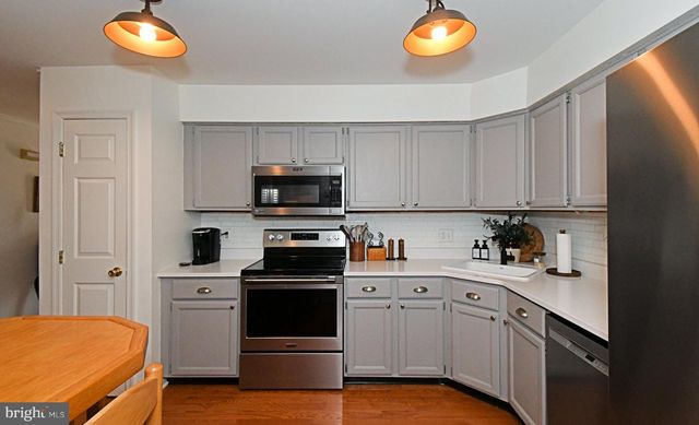 201 ESSEX CT, Lansdale, PA 19446