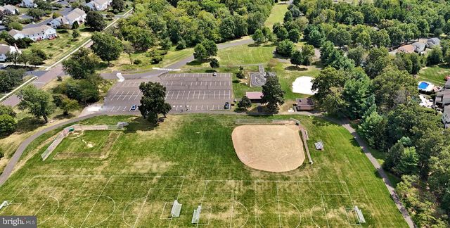 201 ESSEX CT, Lansdale, PA 19446