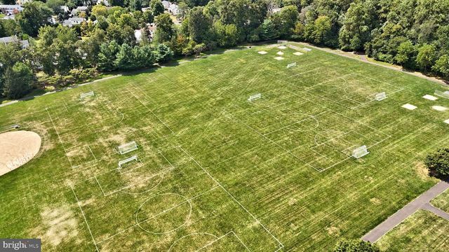 201 ESSEX CT, Lansdale, PA 19446