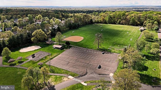 201 ESSEX CT, Lansdale, PA 19446