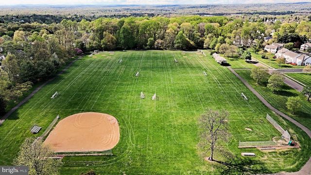 201 ESSEX CT, Lansdale, PA 19446