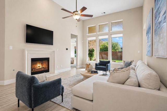 7 Peace Tree, The Woodlands, TX 77375