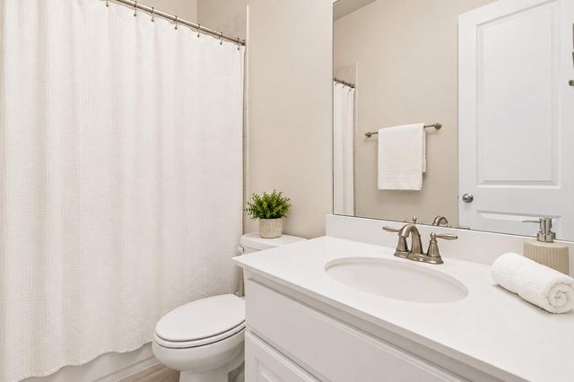 7 Peace Tree, The Woodlands, TX 77375