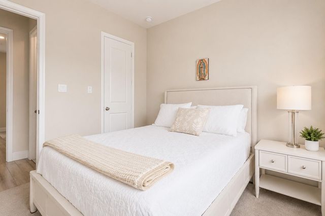 7 Peace Tree, The Woodlands, TX 77375