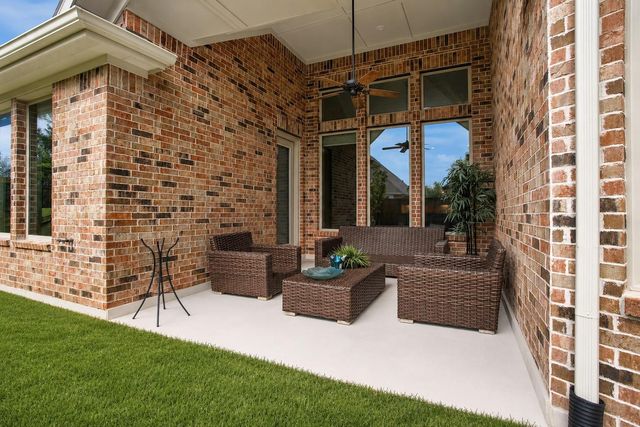 7 Peace Tree, The Woodlands, TX 77375