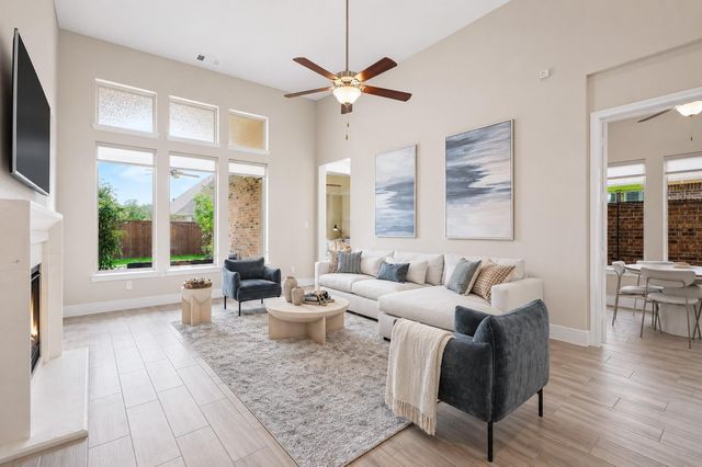 7 Peace Tree, The Woodlands, TX 77375