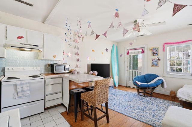 163 Coming Street, Charleston, SC 29403