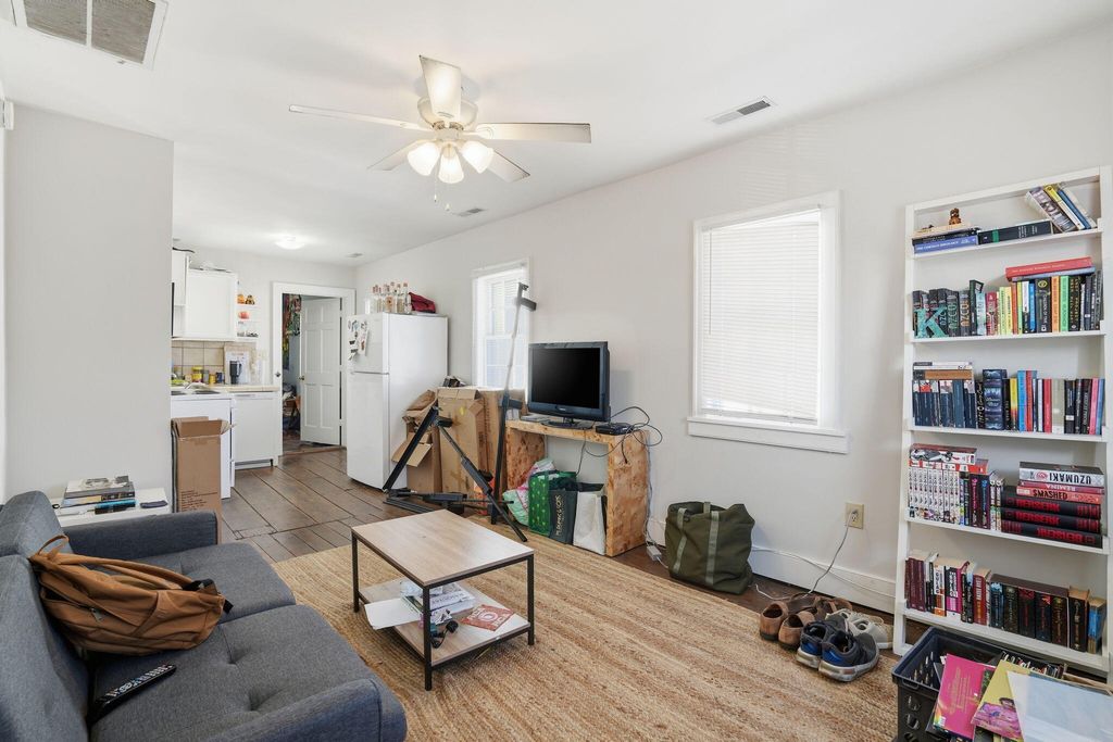 Image 15 of property listing at 163 Coming Street, Charleston, SC 29403