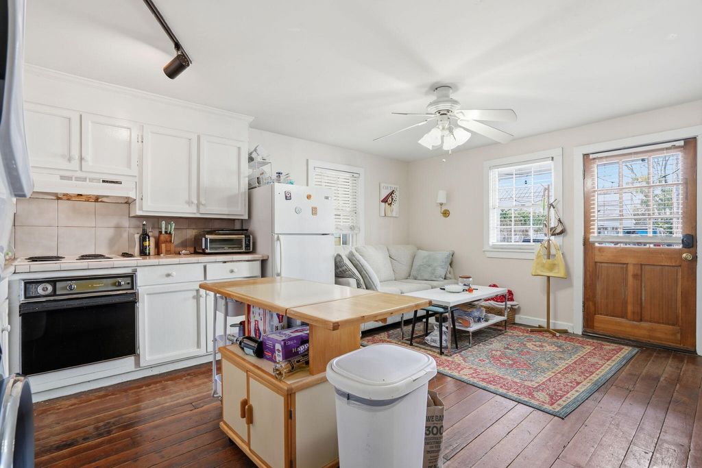 Image 35 of property listing at 163 Coming Street, Charleston, SC 29403