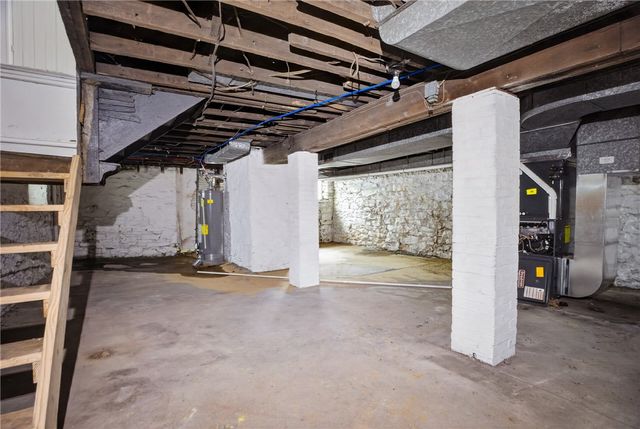 1238 Superior Ave, Marshall Shadeland, PA 15212
