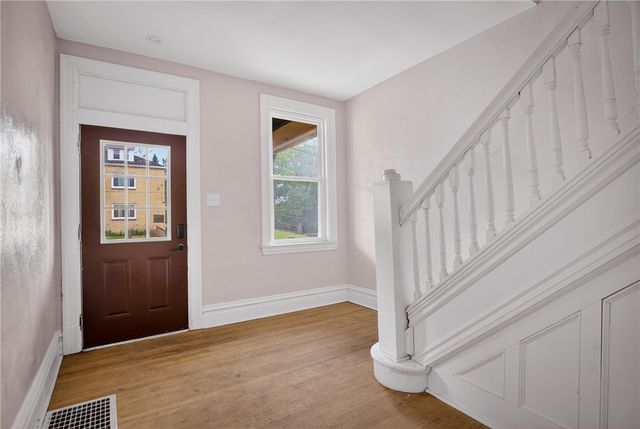 1238 Superior Ave, Marshall Shadeland, PA 15212