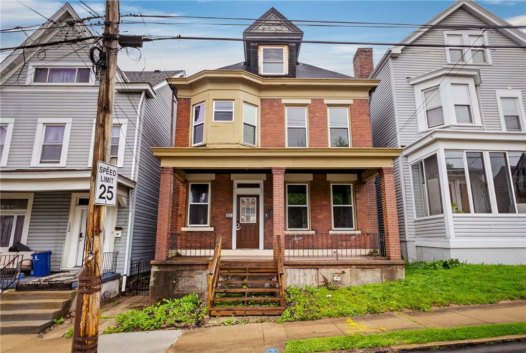 1238 Superior Ave, Marshall Shadeland, PA 15212
