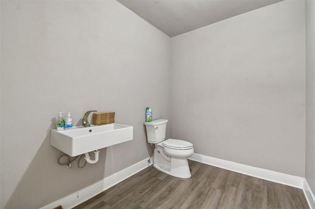 10001 WATER WORKS LANE, Riverview, FL 33578