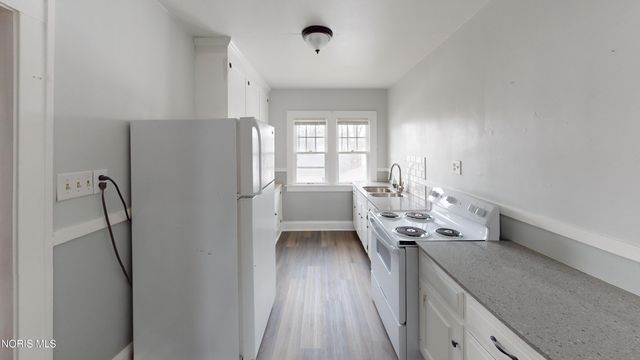 812 Alvison Road, Toledo, OH 43612