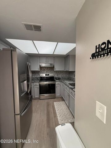 2360 BITTERNUT Way, Jacksonville, FL 32246