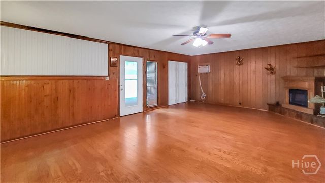 304 Olmstead Place, Savannah, GA 31408