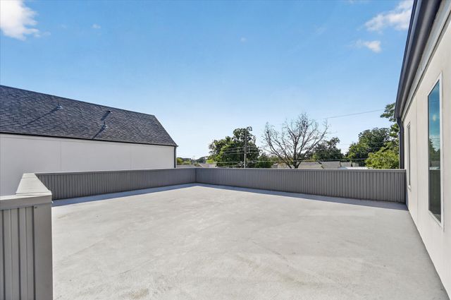 835 Nomas Street, Dallas, TX 75212