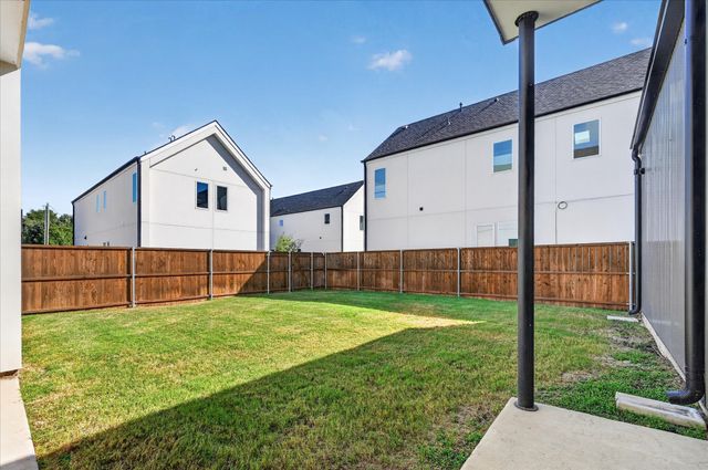 835 Nomas Street, Dallas, TX 75212