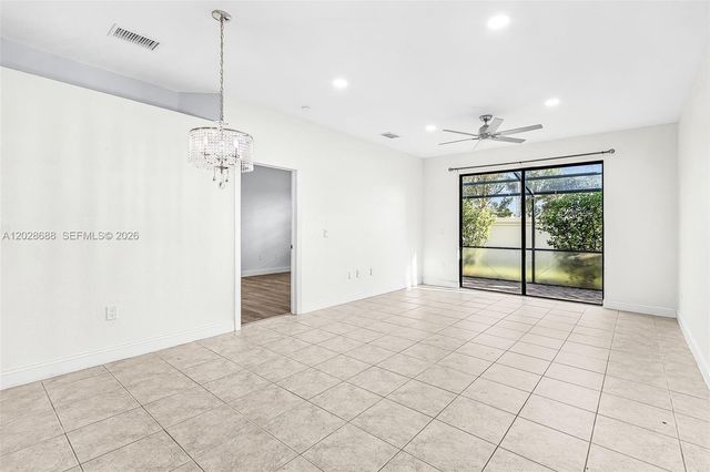 7542 Bristol Circle, Naples, FL 34120