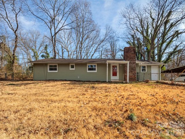 45 Gash Farm Road, Asheville, NC 28805