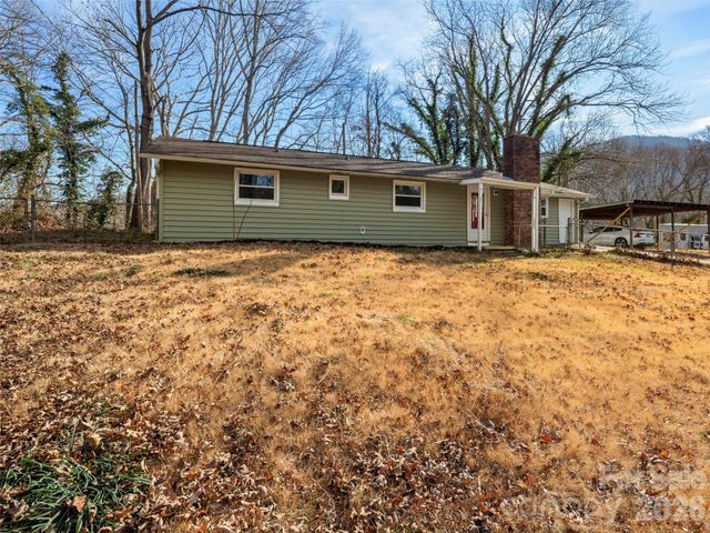 45 Gash Farm Road, Asheville, NC 28805