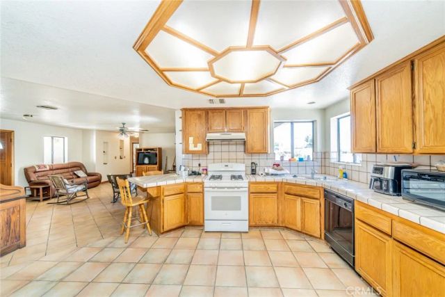 5131 Cygnet Road A-B, Phelan, CA 92371