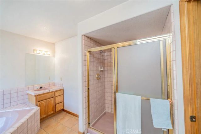 5131 Cygnet Road A-B, Phelan, CA 92371