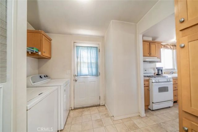 5131 Cygnet Road A-B, Phelan, CA 92371