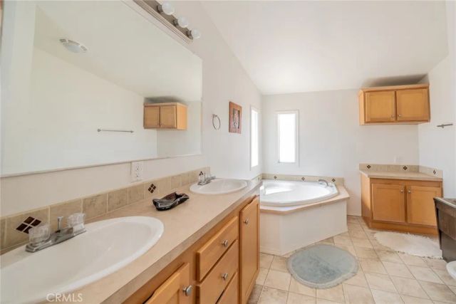 5131 Cygnet Road A-B, Phelan, CA 92371