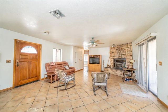 5131 Cygnet Road A-B, Phelan, CA 92371